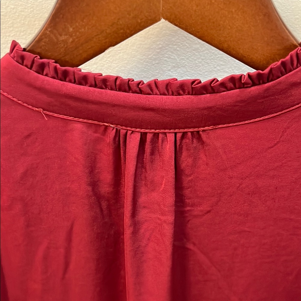 Renuar Elegant Maroon Red Long Sleeve Blouse with Mandarin Collar and cuffs NWOT - Picture 7 of 14